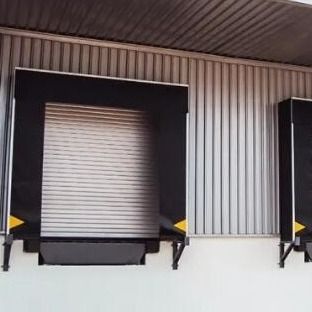 Пользовательские выдвижные укрытия для доковЗагрузочные укрытия для доков Укрытие для дверей доков Полиэфирная ткань