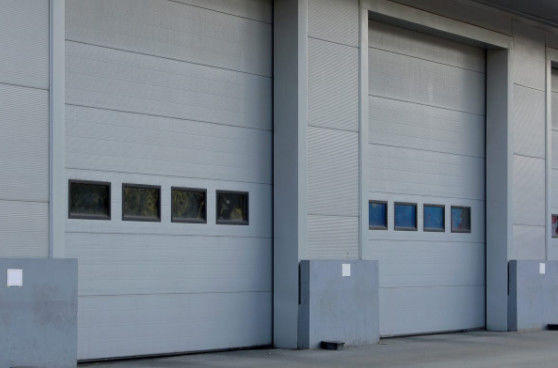 Алюминий изолировал гараж толщины 2.0mm безопасностью секционных дверей современный жилой и изолированную секционную дверь