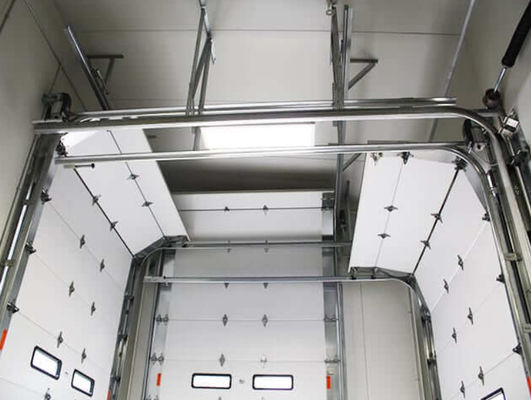 Коммерческие изолированные секционные гаражные двери сверху 0,2-0,4 м / с Автоматический