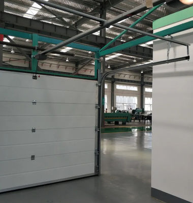 Плоская или контурная панель изолированные секционные двери промышленный склад вертикальный подъем
