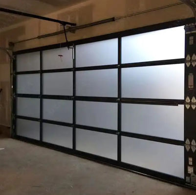 Современная белая алюминиевая секционная дверь с безопасностью с двойным стеклом Современная над головой секционная панель прозрачное стекло