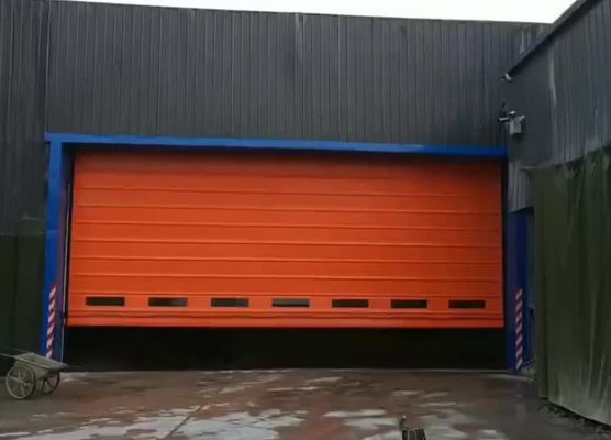 Заводская цена Быстрые промышленные складские/заводские внутренние ручные/автоматические высокоскоростные рулонные ПВХ-двери с рольставнями из нержавеющей стали 304
