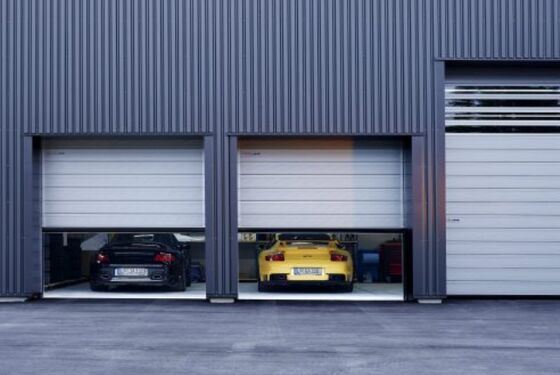 Алюминиевый сплав Мощность двигателя 0,75 кВт Алюминиевая высокоскоростная спиральная дверь Автоматические теплоизолированные рулонные ворота